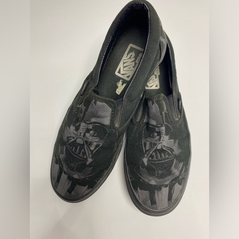 Vans Star Wars Darth Vader skate shoes women’s 8.5 men’s 7